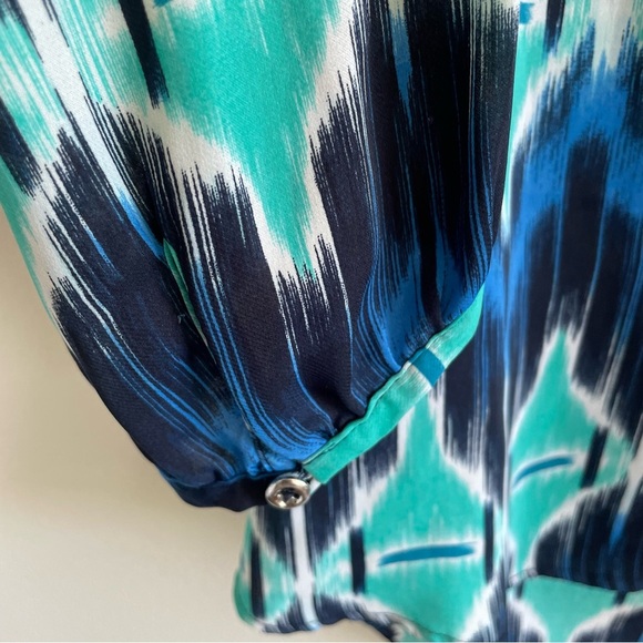 Banana Republic Blue Ikat Print Riviera Blouse Size Small - Picture 3 of 9
